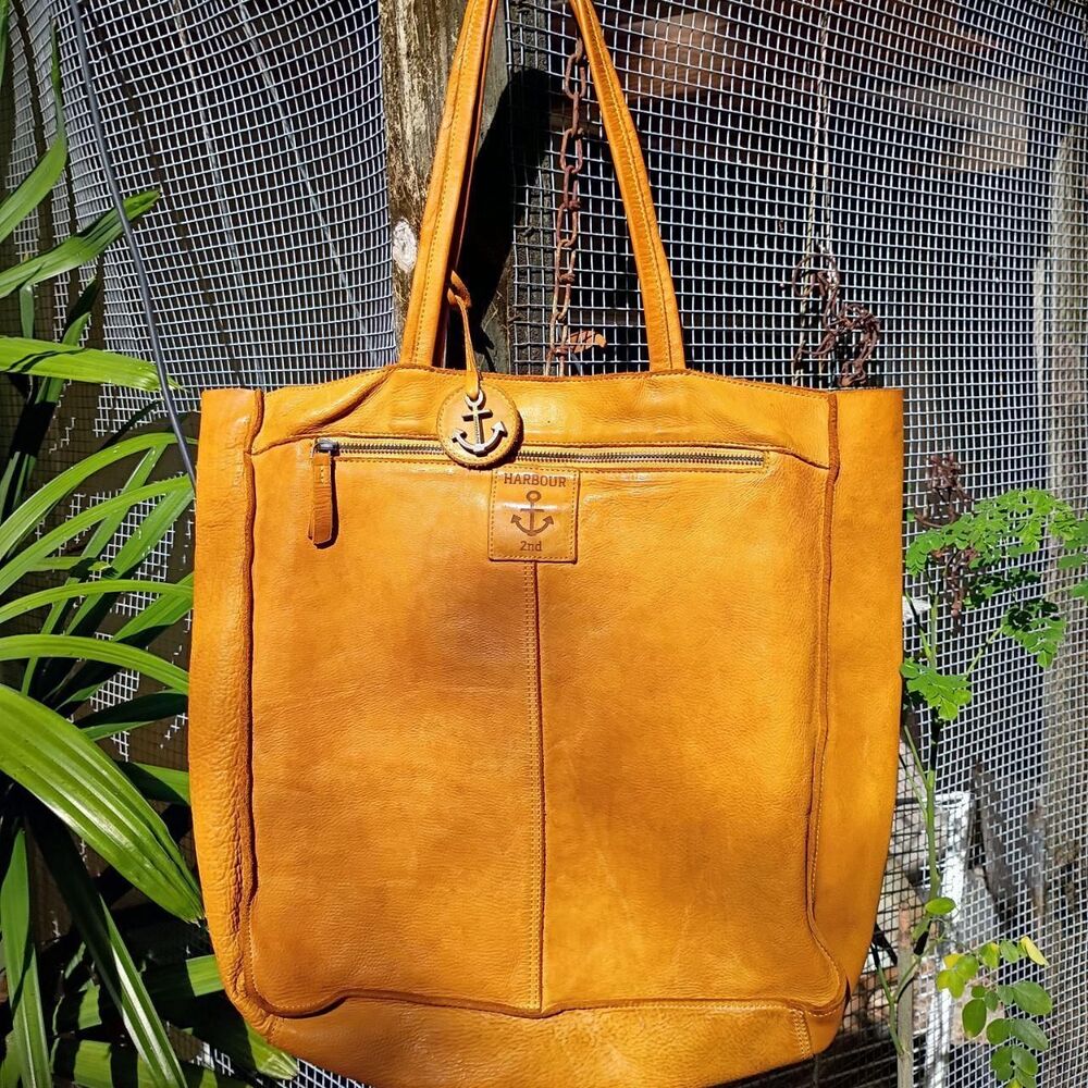 Harbour 2nd, Elbe soft yellow leather tote bag